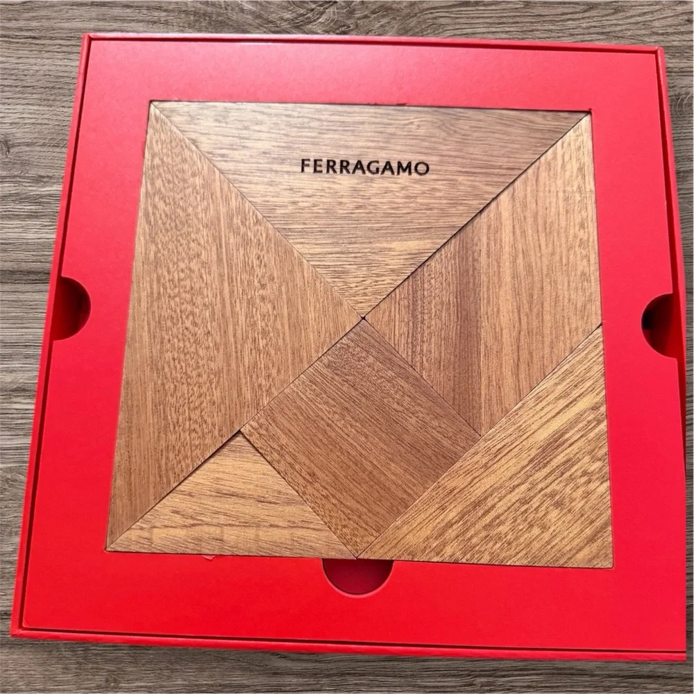 Ferragamo 2026 Wooden Puzzle With Envelopes - Picture 3 of 4